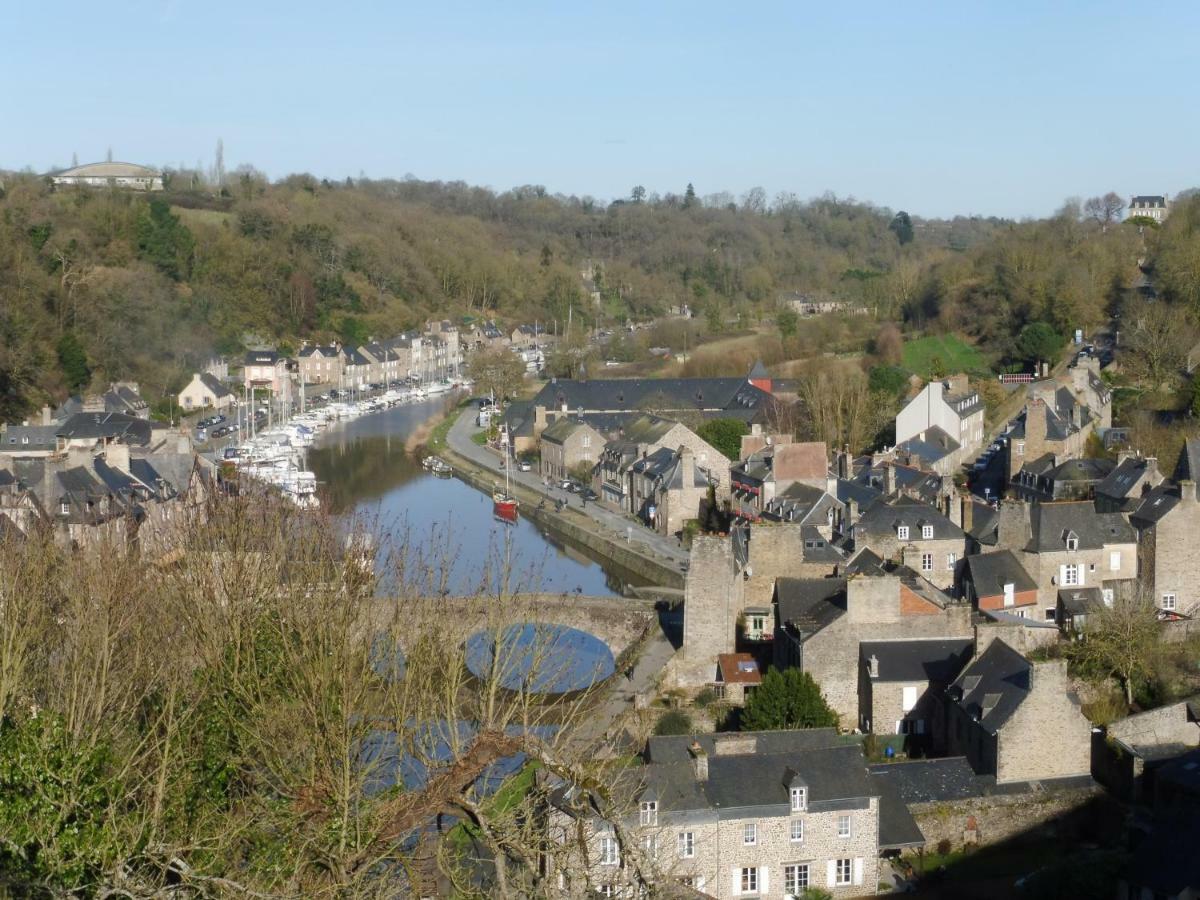 Le Pressoir Apartment Dinan Exterior photo